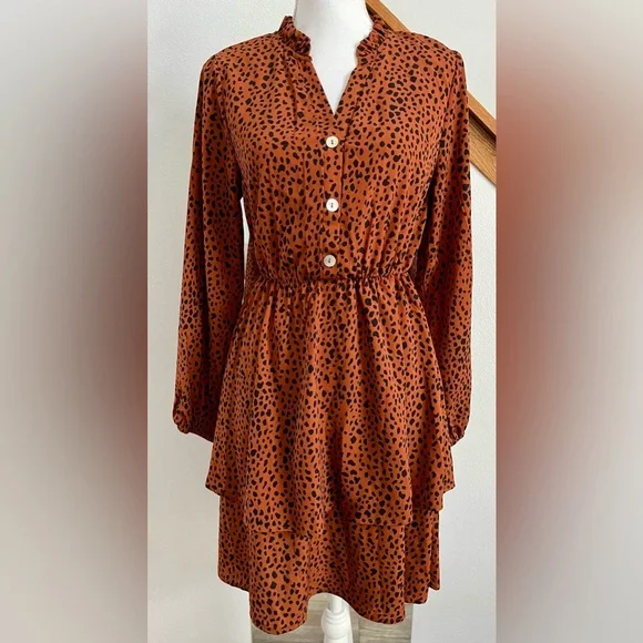 Gorgeous tiered animal print dress - Picture 1 of 9